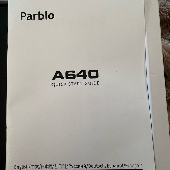 A640 V2 Graphic Drawing Tablet - White - Picture 5 of 9